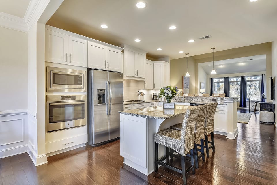Main Level,Kitchen,