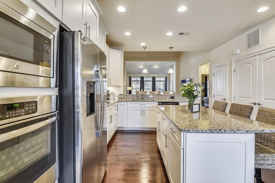 Main Level,Kitchen,
