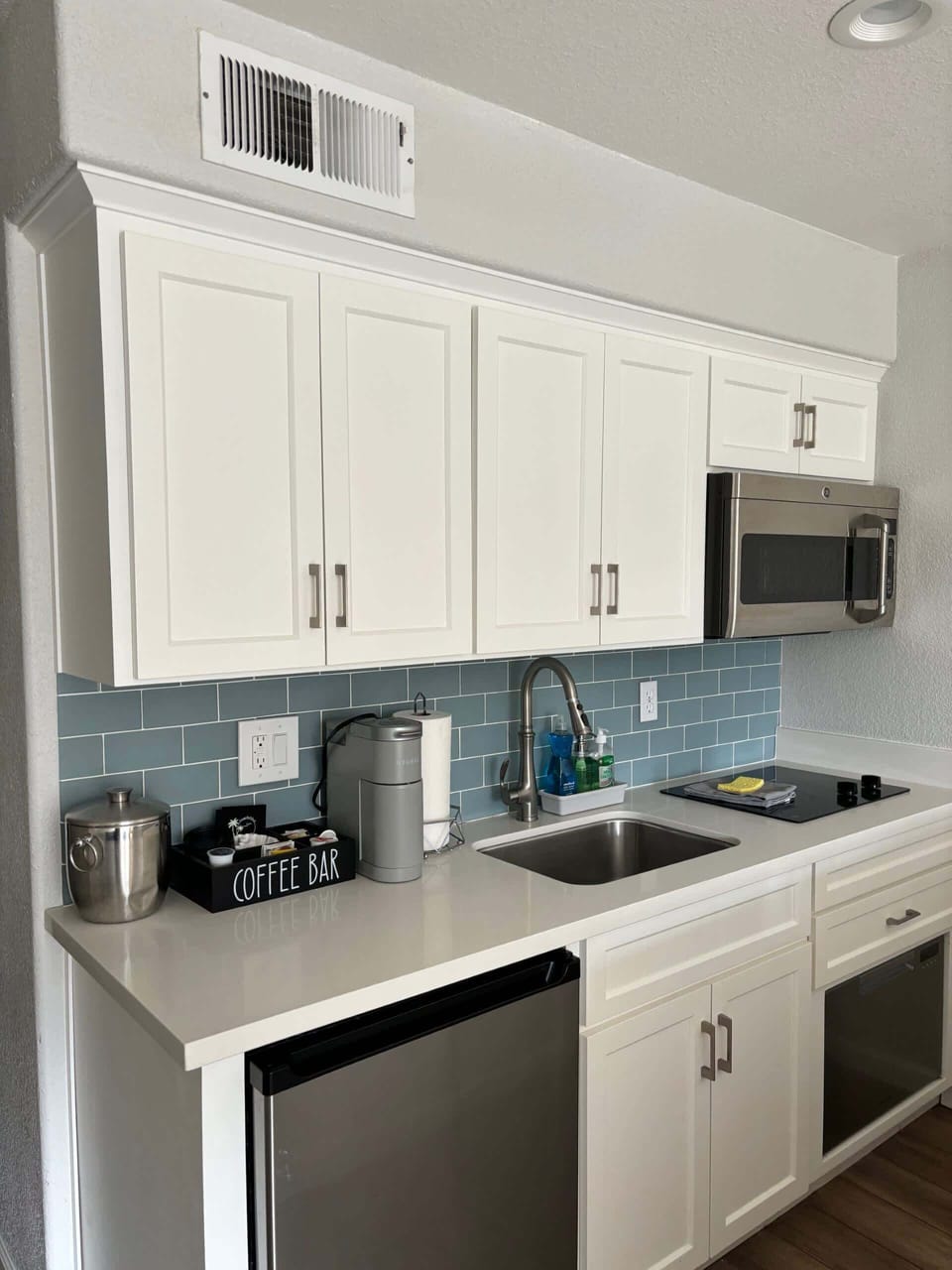 Kitchenette with Keurig 