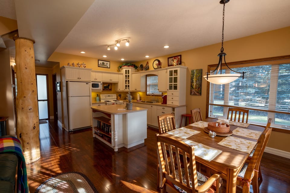 Functional kitchen with all the cooking amenities you need. Just bring groceries
