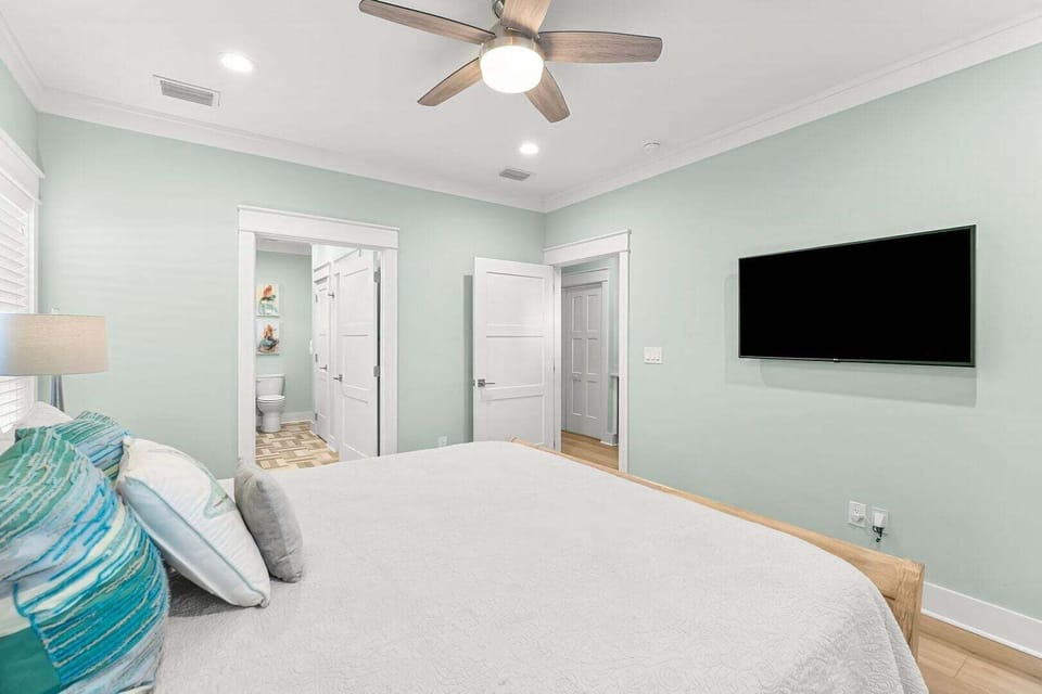 Master bedroom