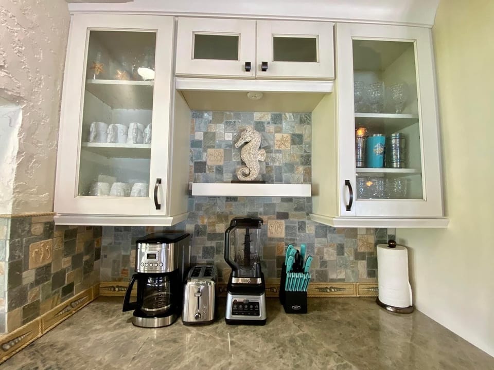 2 Cuisinart coffee makers, berkey water filtration system, Vitamix blender
