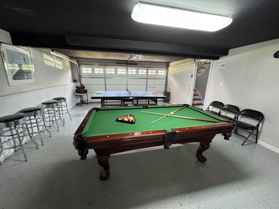 Game Room- Slate pool table