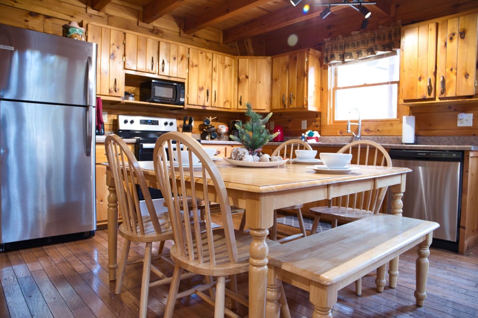 Brand- new appliances and all the kitchen tools you need to prepare family meals