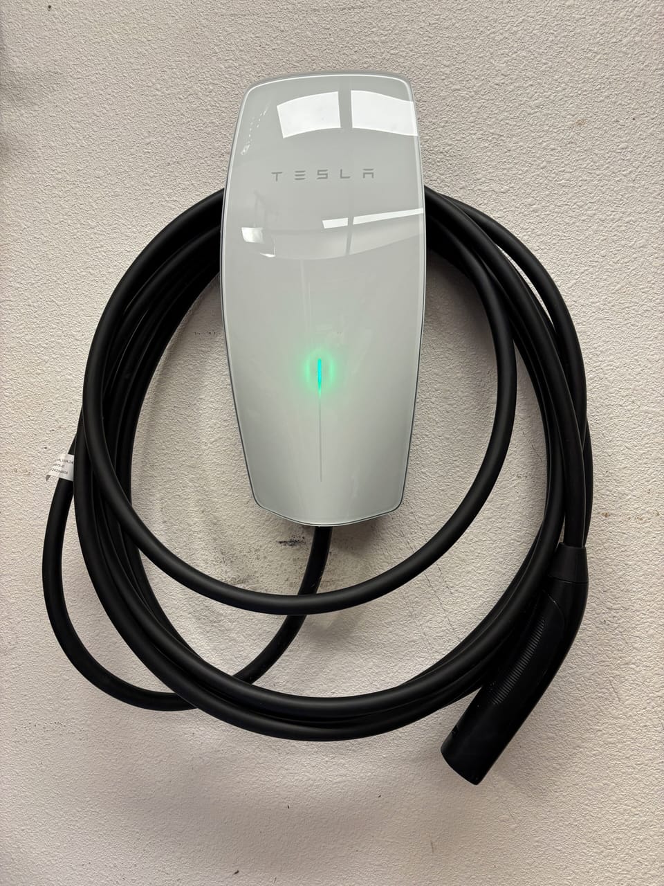 40 amp 220v level 2 charger with Tesla (NAC) plug
