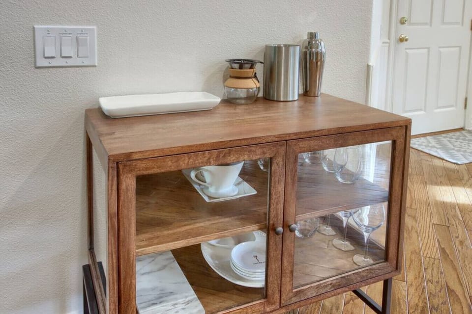 Kitchen, like the rest of the house, comes fully stocked!
