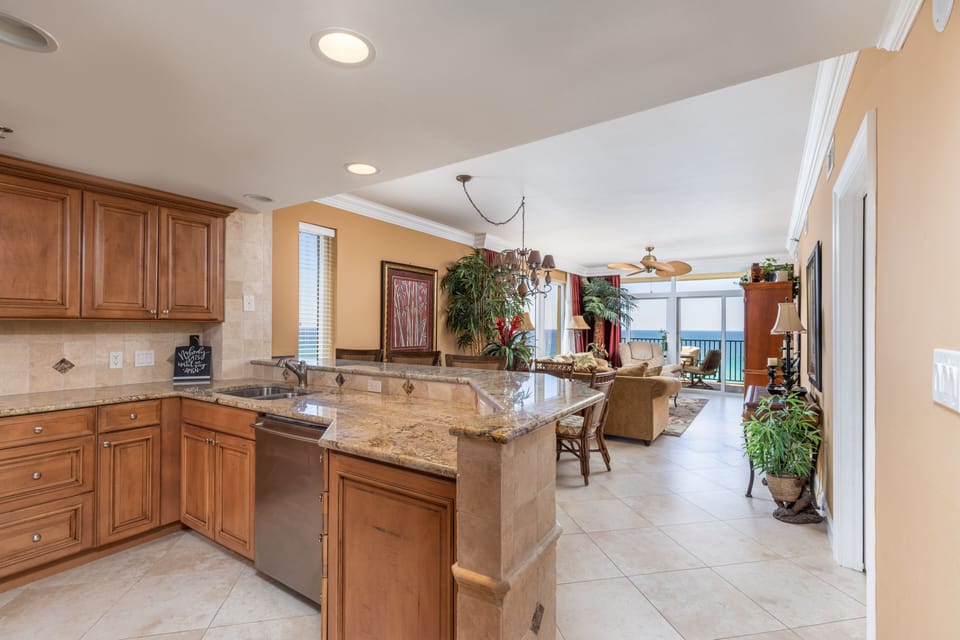 Elegant 3BR beachfront condo: comfort meets coastal luxury!