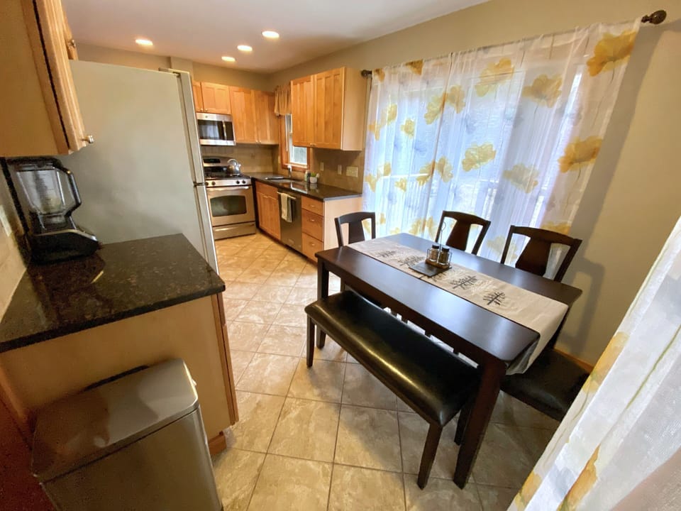 Kitchen with 6 sitting dining table 