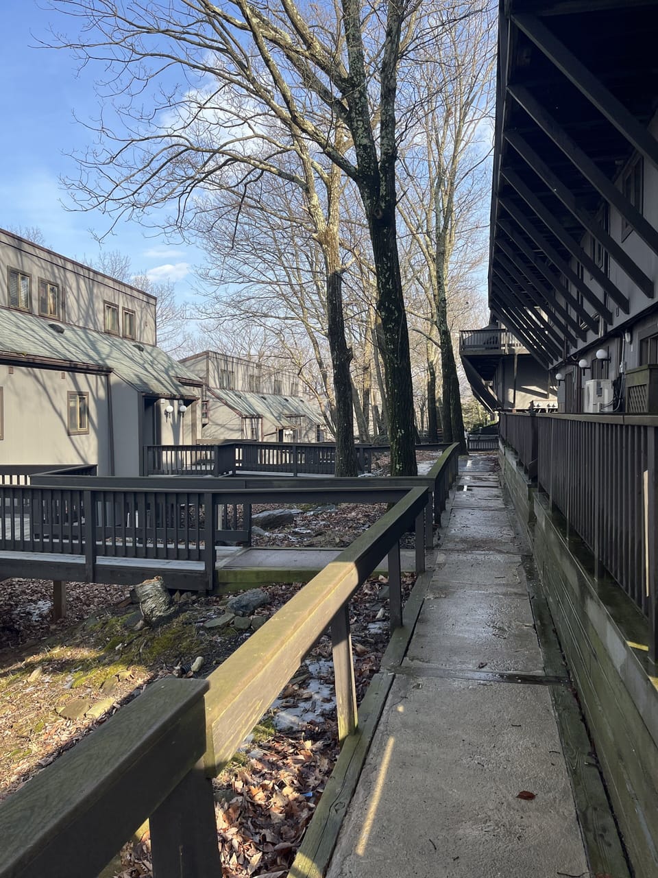 Located a few units from the mountain for easy access!