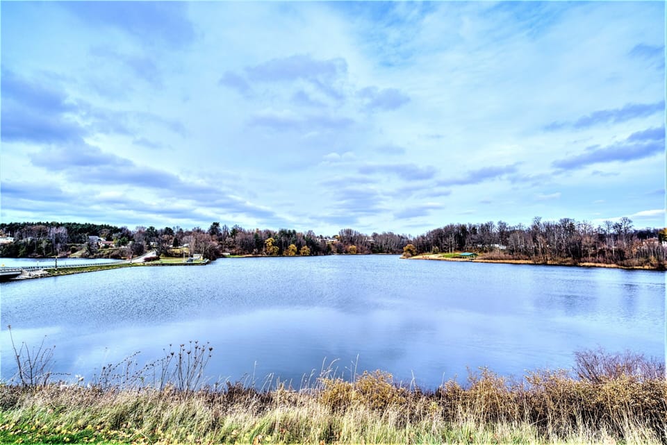 Steps from Hart Lake