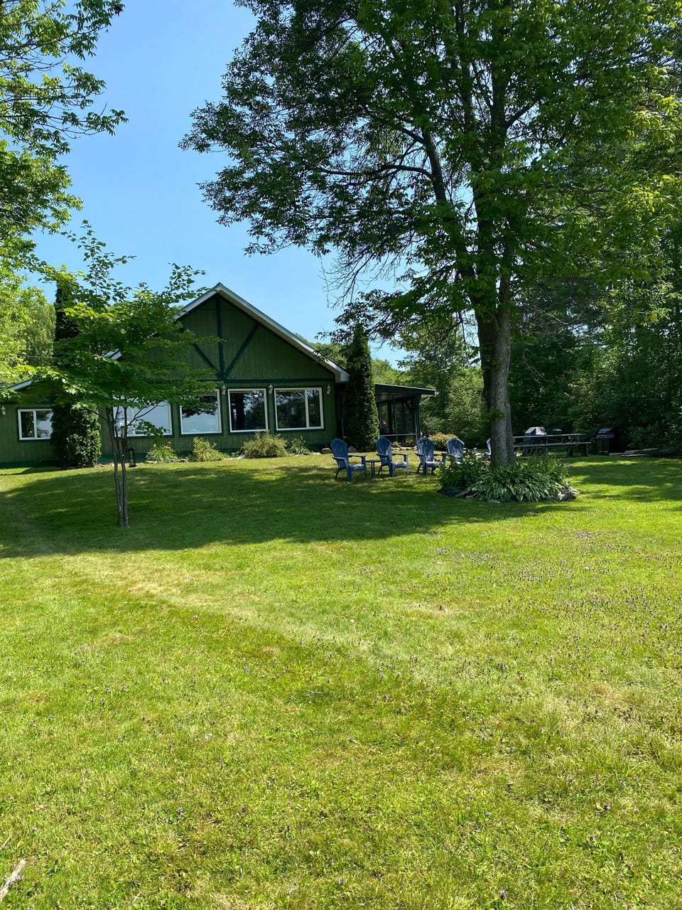 Half an acre of manicured grounds is perfect for activities for all ages! 