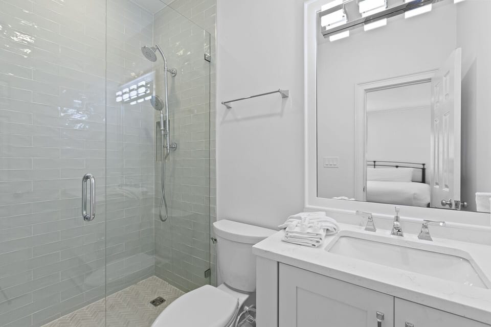 24-Grayton-Magnolia-Guest-Bathroom-2