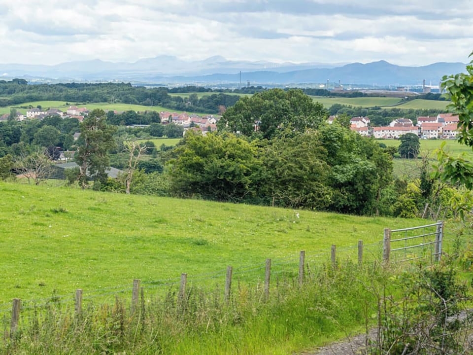 Surrounding area | Alban, Linlithgow, near Edinburgh