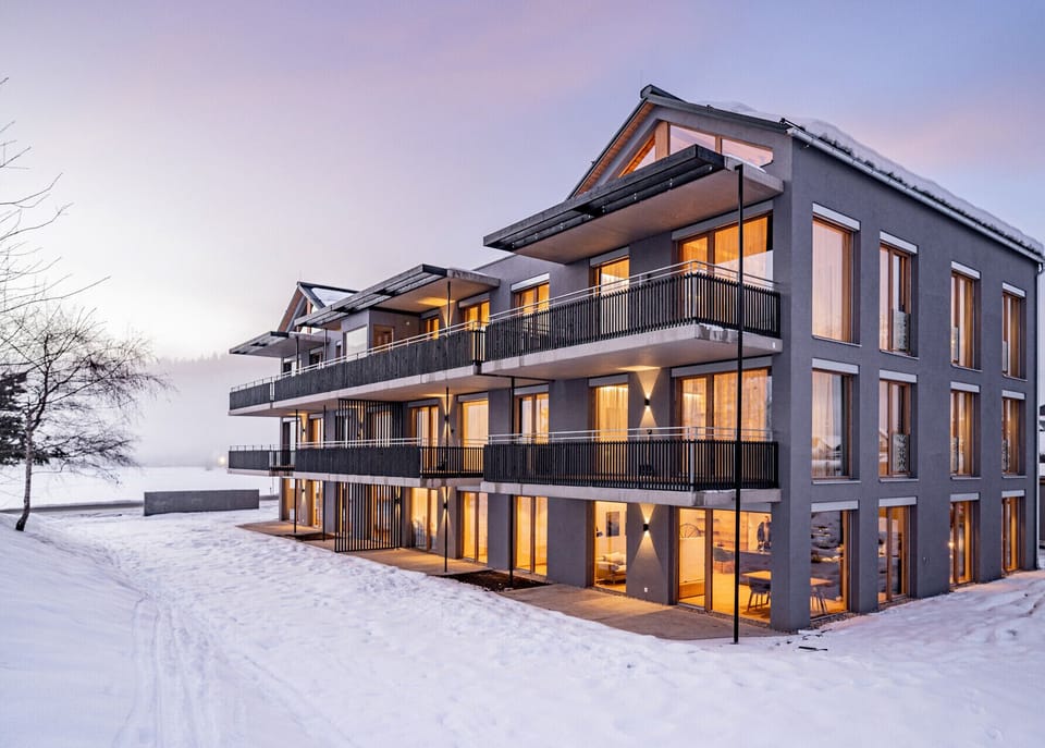 GRIMMINGlofts_exteriorview_winter