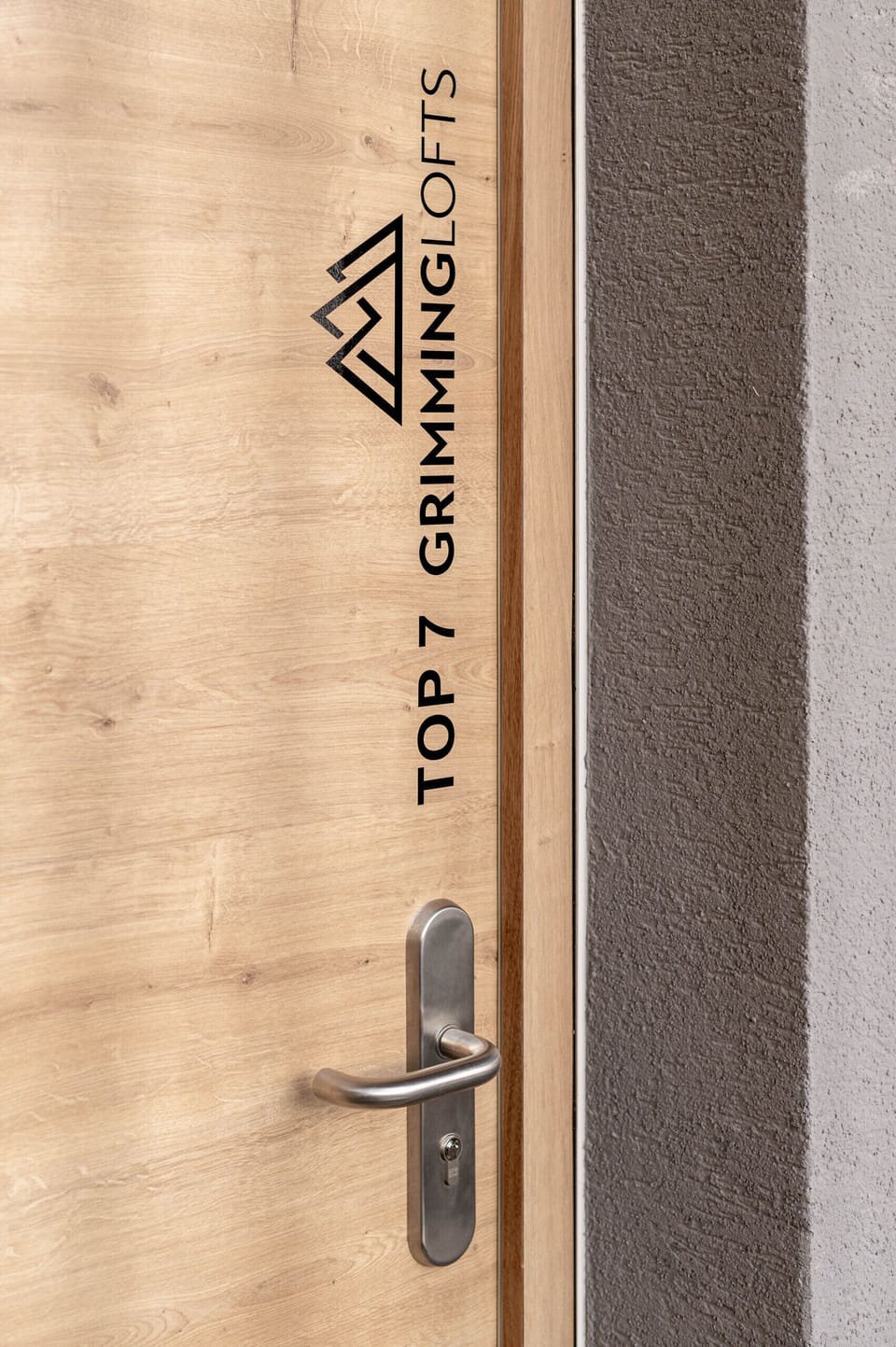 GRIMMINGlofts Top 7 - front door