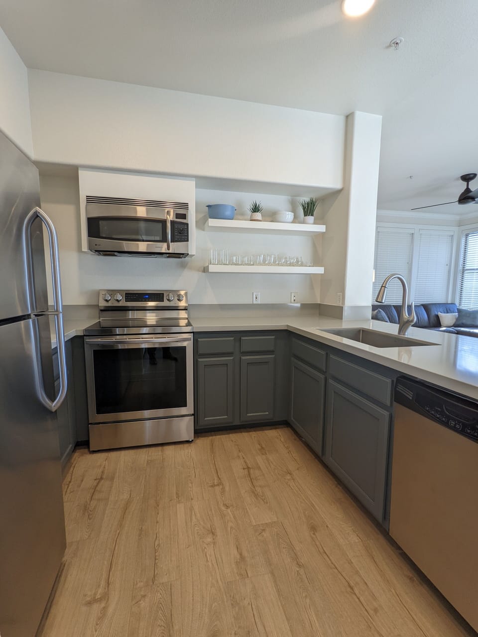 all stainless steel appliances 