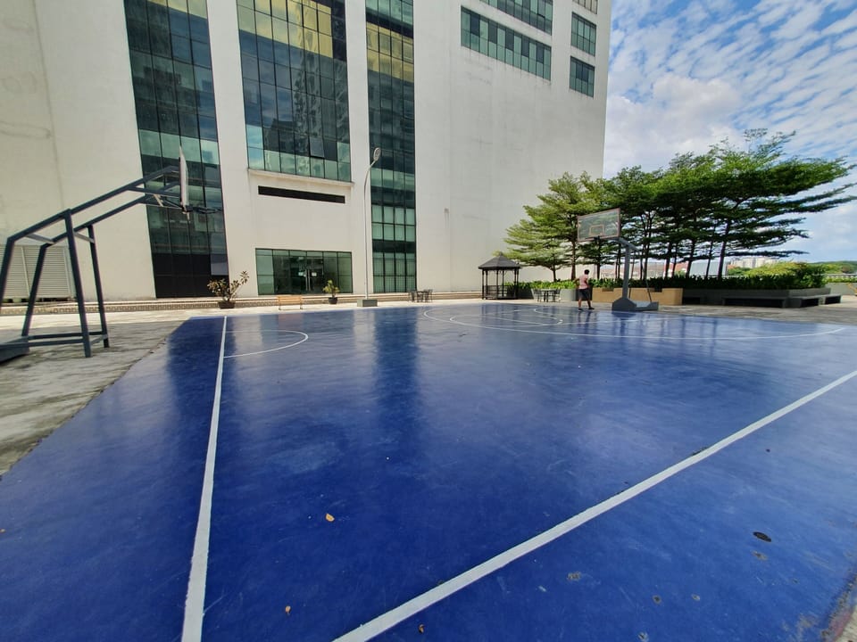 Sport court