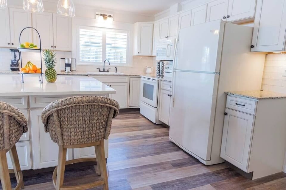 Lots of space and plenty of storage for your stay! 