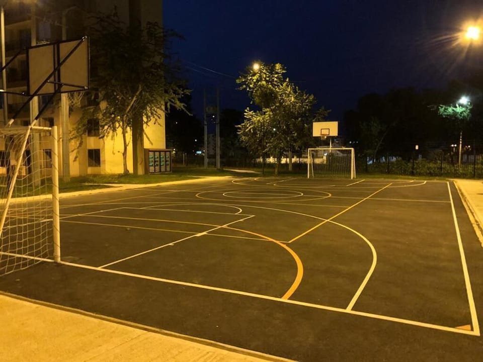 Sport court