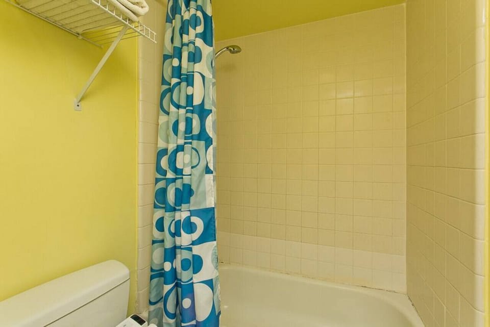 Bathroom with shower and tub