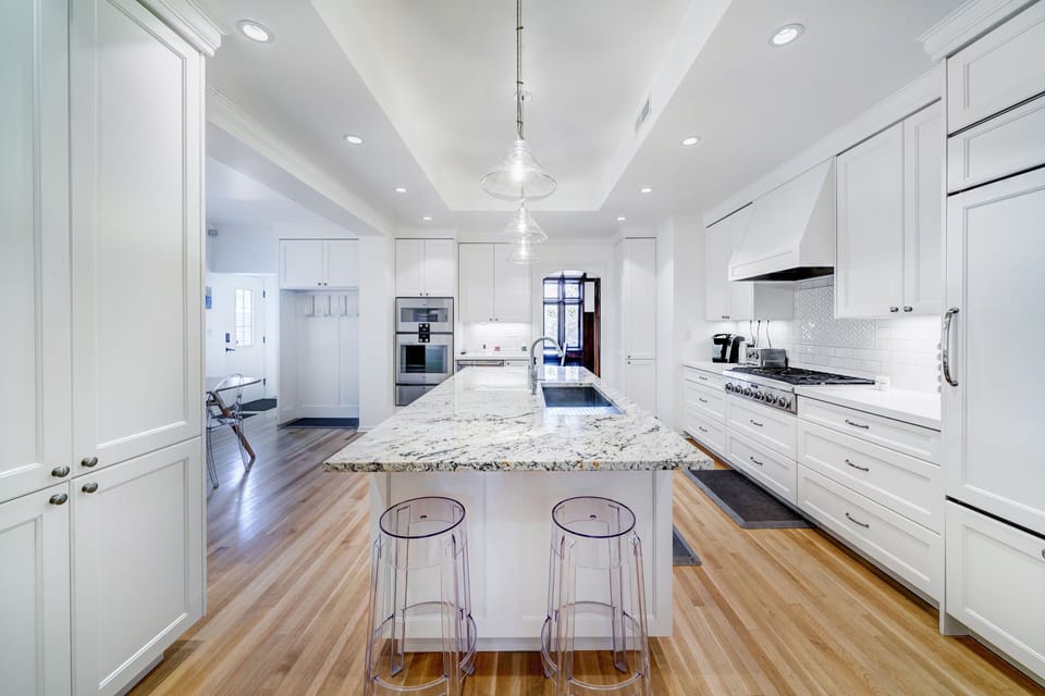 State of the art Gaggenau Ovens and luxury touches so bring your taste buds!