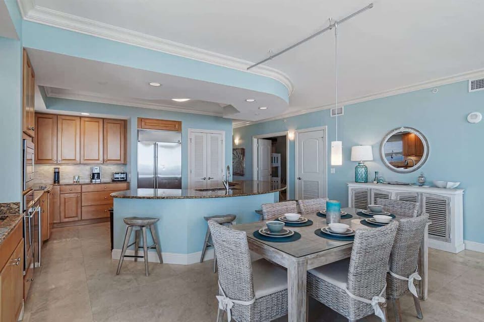 Breakfast bar with additional seating