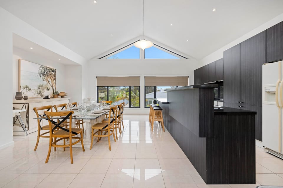 Dining/Kitchen
