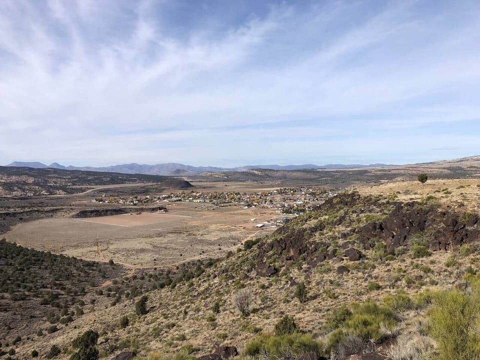 This is our countryside neighborhood; surrounded by public lands to explore on foot, by horseback, or ATV. There are trails that lead you into Dixie National Forest, Pine mountain, Snow Canyon State Park Red, and Cliffs National Conservation Area…