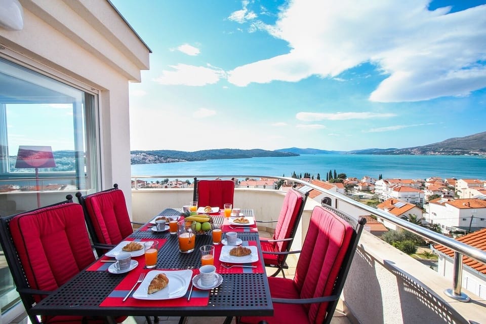 Large sea view terrace