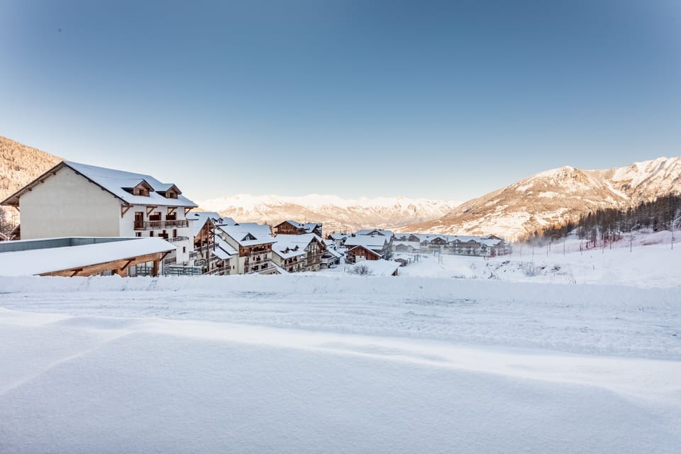 Snow and ski sports