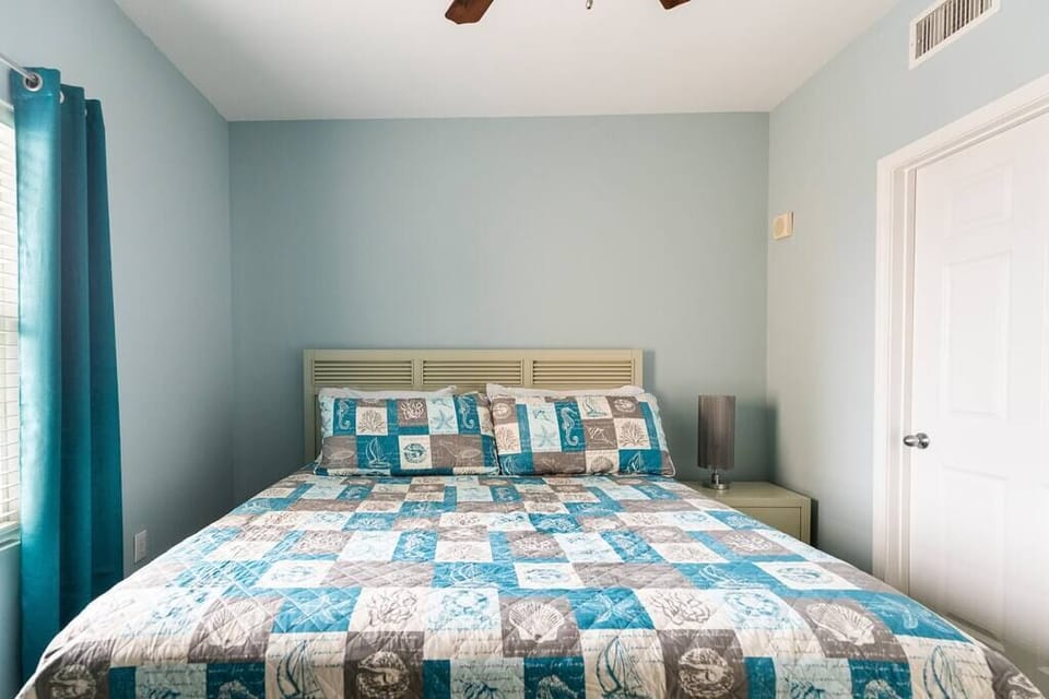 Bedroom (1)