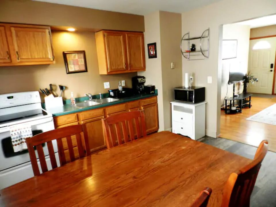 Kitchen side A