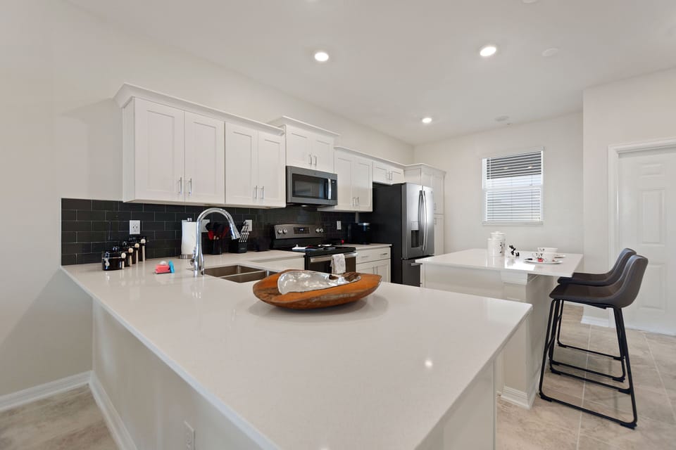Fully equipped kitchen
