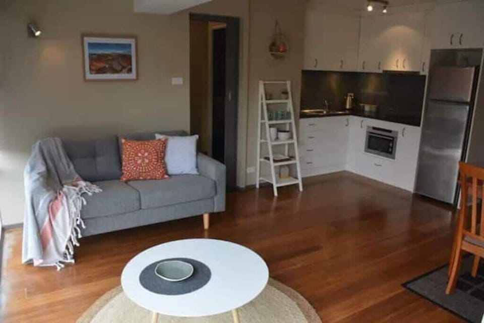 Open plan lounge, kitchen and dining area