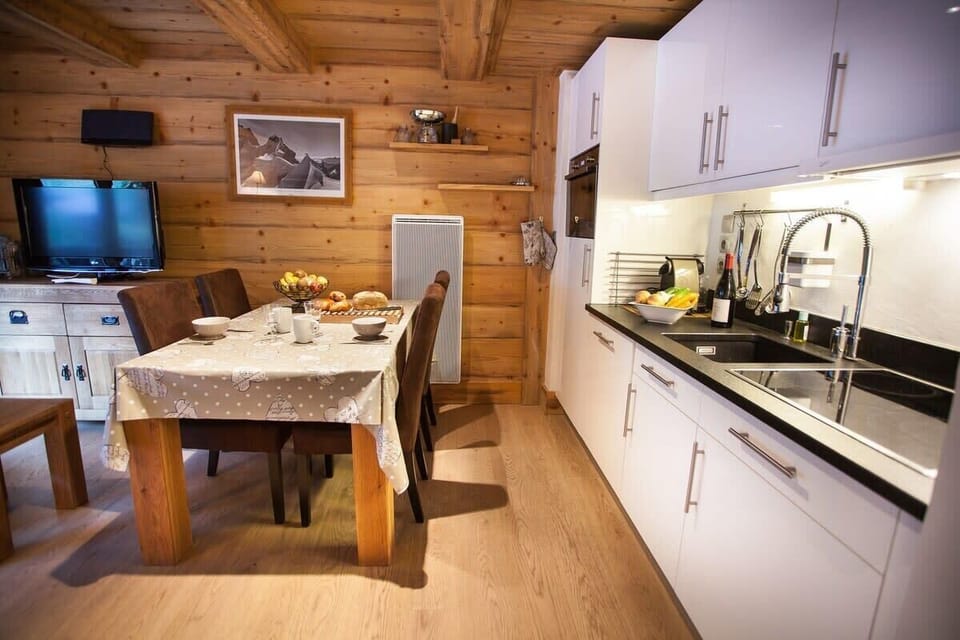 Kitchen area
