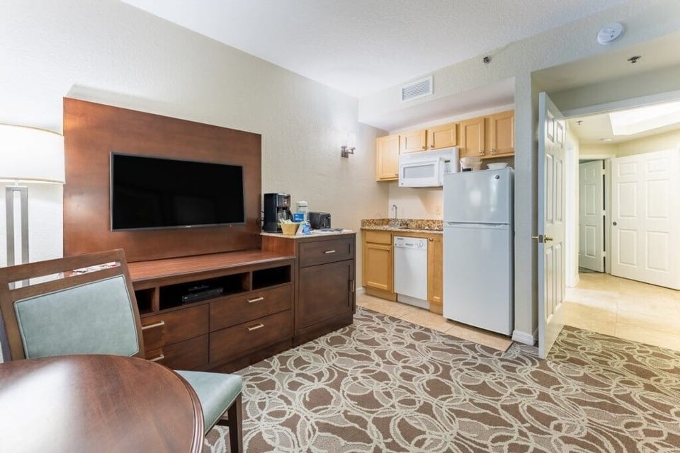Wyndham Star Island_13b.jpg