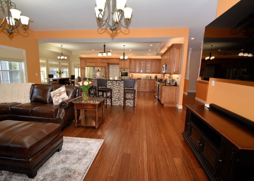 Living room to kitchen view 