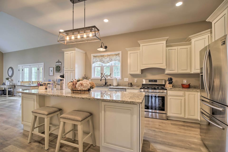 Kitchen | Fully Equipped | Keurig
