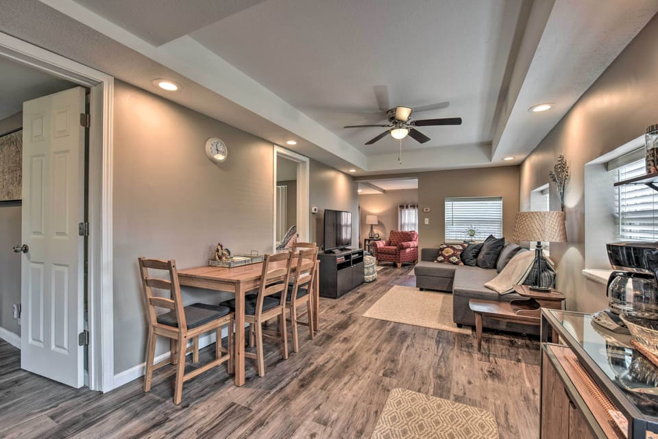 Lakeland Vacation Rental | 2BR | 1BA | 546 Sq Ft | Stairs Required for Access