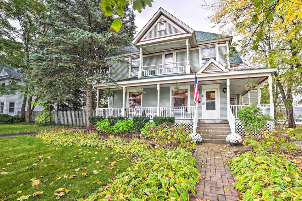 Property Exterior | Bedrooms & Bathrooms on 2nd/3rd Floors | Free WiFi