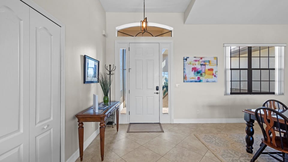 Front inside entry