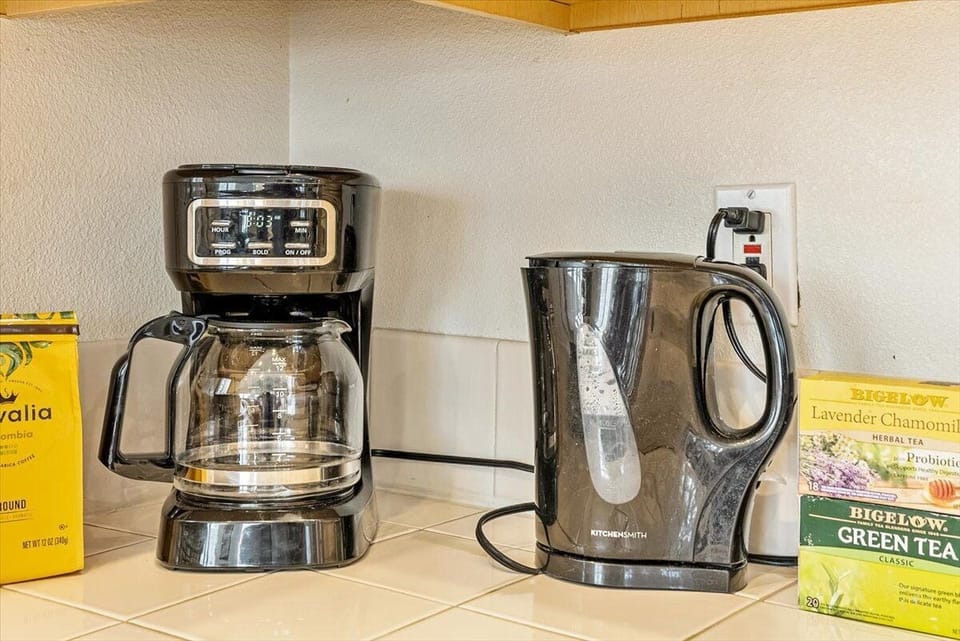 Pot coffee and a tea kettle are there for you!