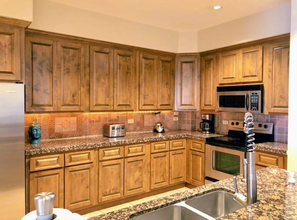 Small appliances, including toaster, blender and standard drip coffee maker