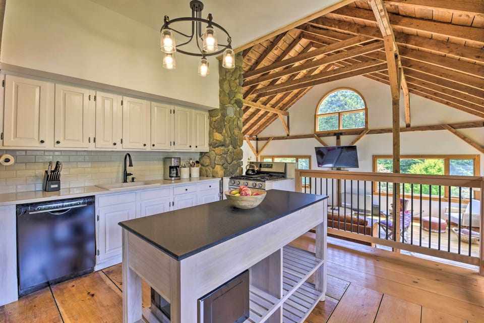 Kitchen | Fully Equipped | Cooking Basics