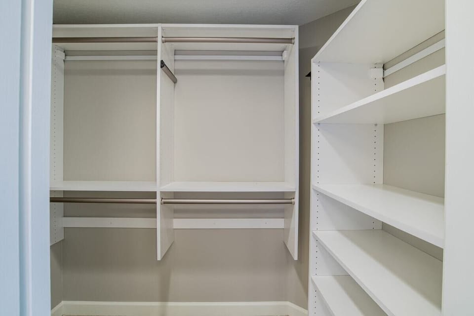 Master Closet 