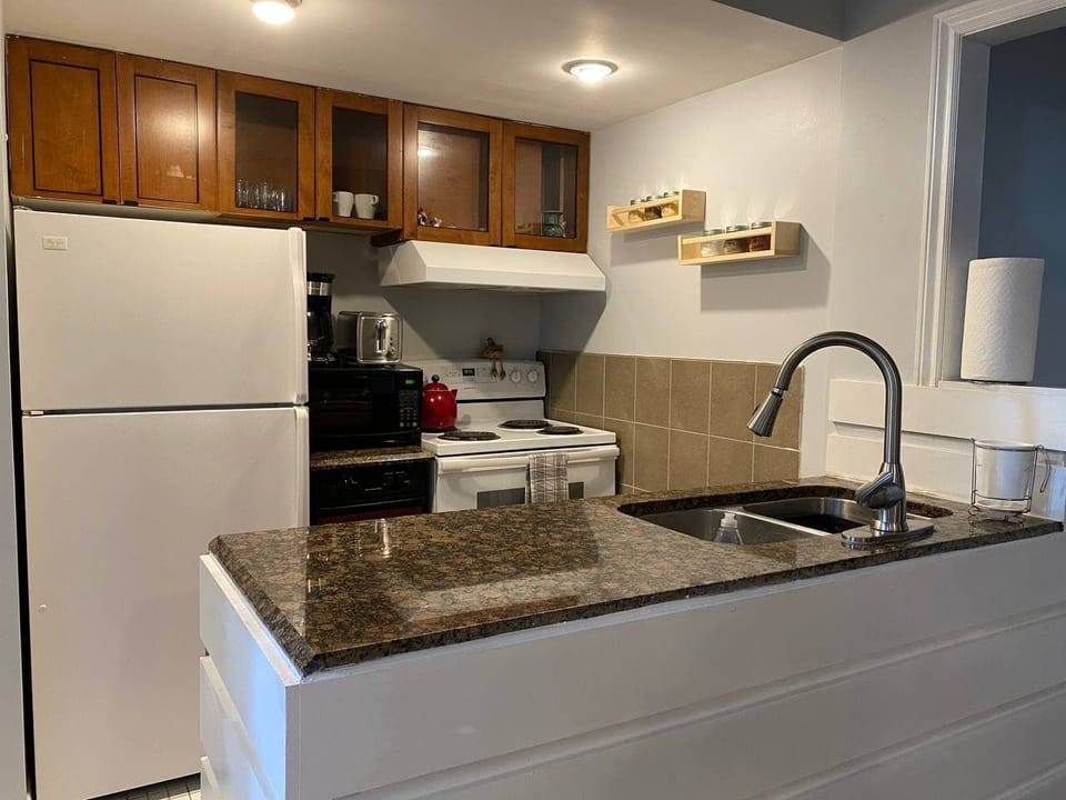 Equipped Kitchen