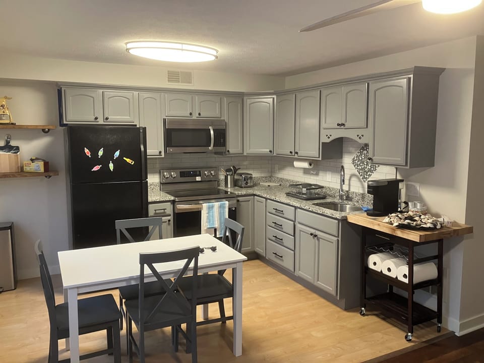 Downstairs Kitchen - 1st Floor