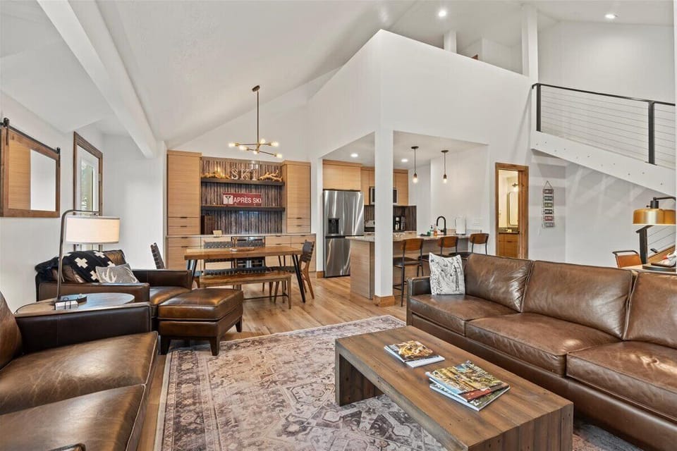 Family & Dining Room - Park City Canyons Ski Resort Rental