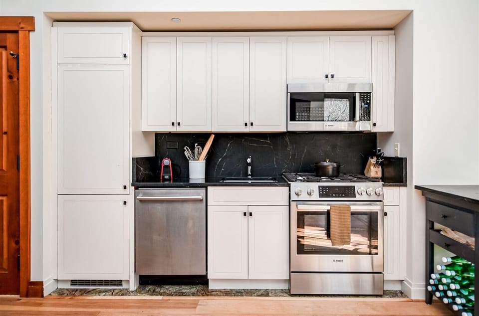 Modern kitchen
