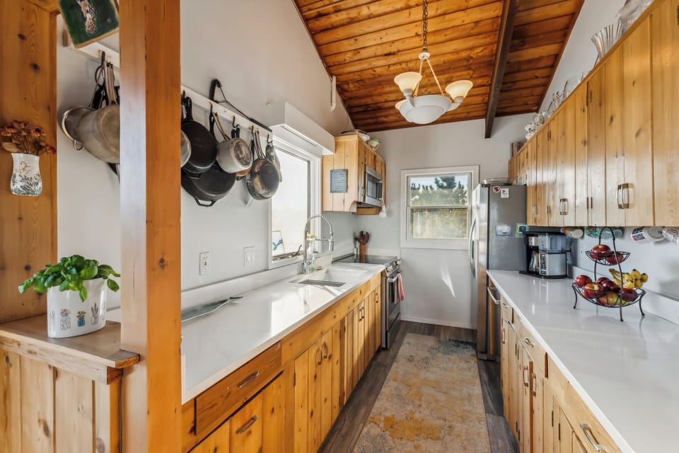 Kitchen (2)